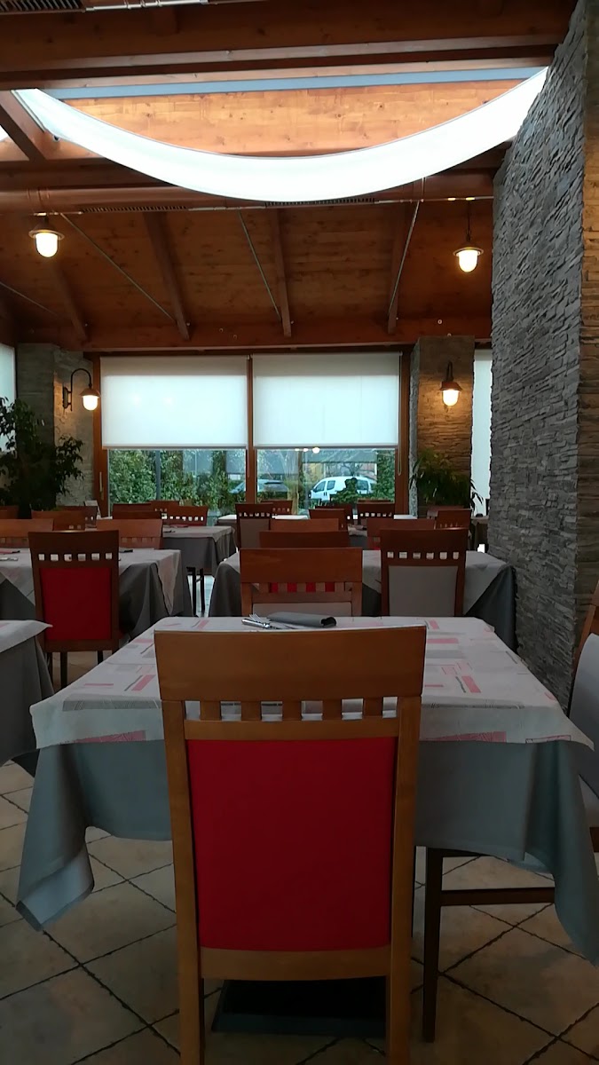 Ristorante Pizzeria Laperla-2